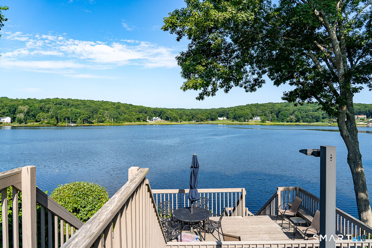 12 Michelle Lane Stonington CT 06355