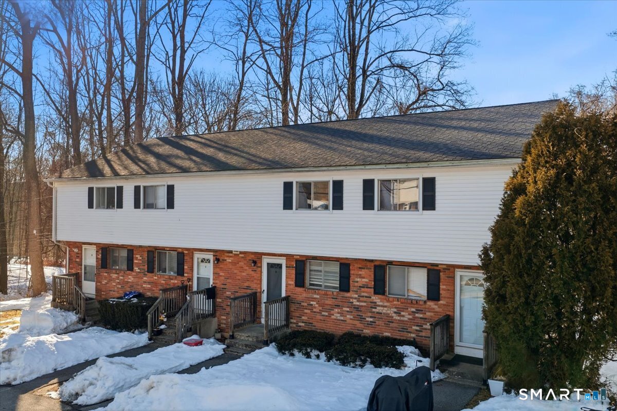 107 Woodland Drive Montville CT 06382