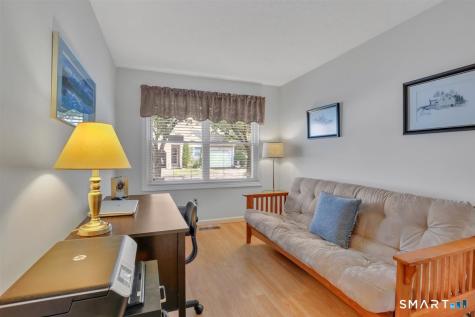 853 Glacier Way Southington CT 06489