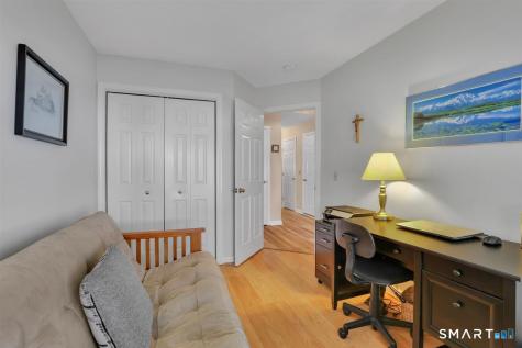 853 Glacier Way Southington CT 06489