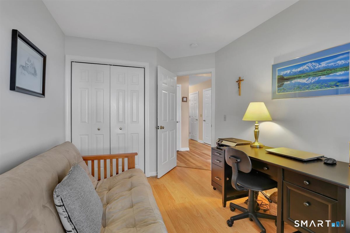 853 Glacier Way Southington CT 06489