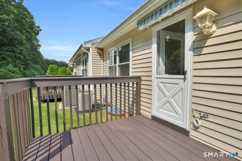 853 Glacier Way Southington CT 06489