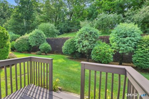 853 Glacier Way Southington CT 06489
