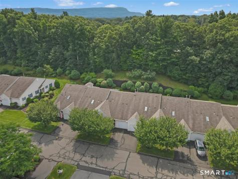 853 Glacier Way Southington CT 06489