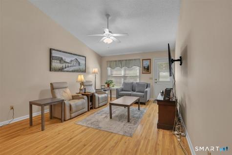 853 Glacier Way Southington CT 06489