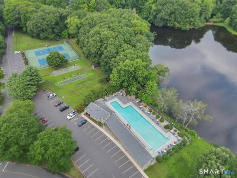 853 Glacier Way Southington CT 06489