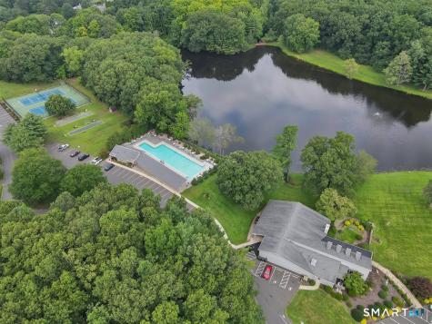 853 Glacier Way Southington CT 06489