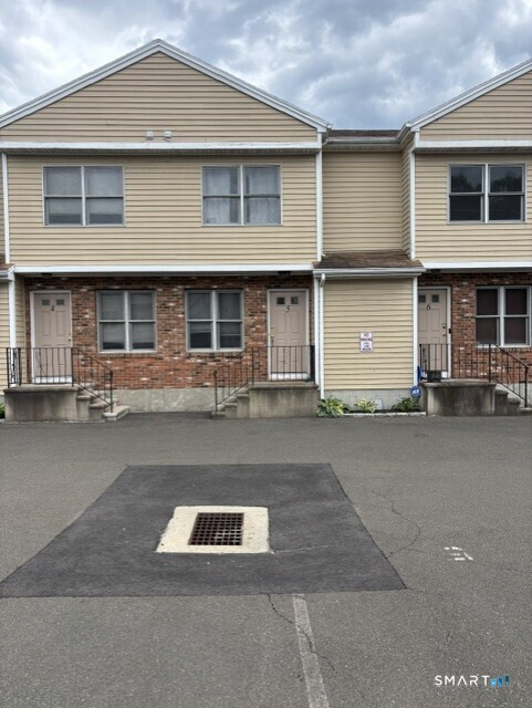 39 Stuart Avenue Norwalk CT 06850