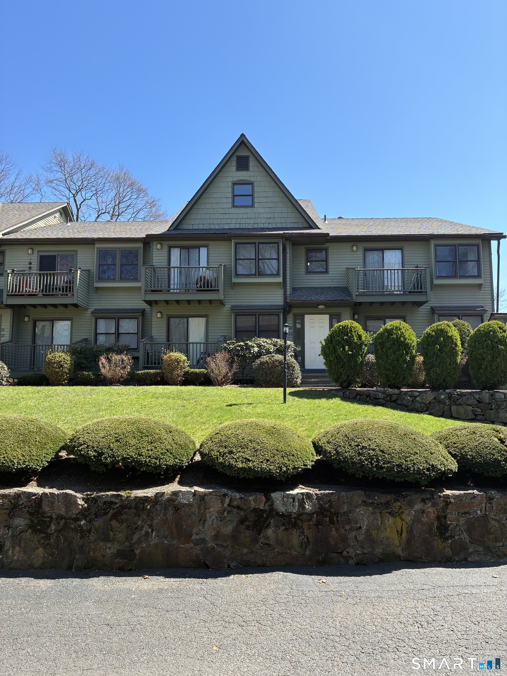 462 Glendale Avenue Bridgeport CT 06606