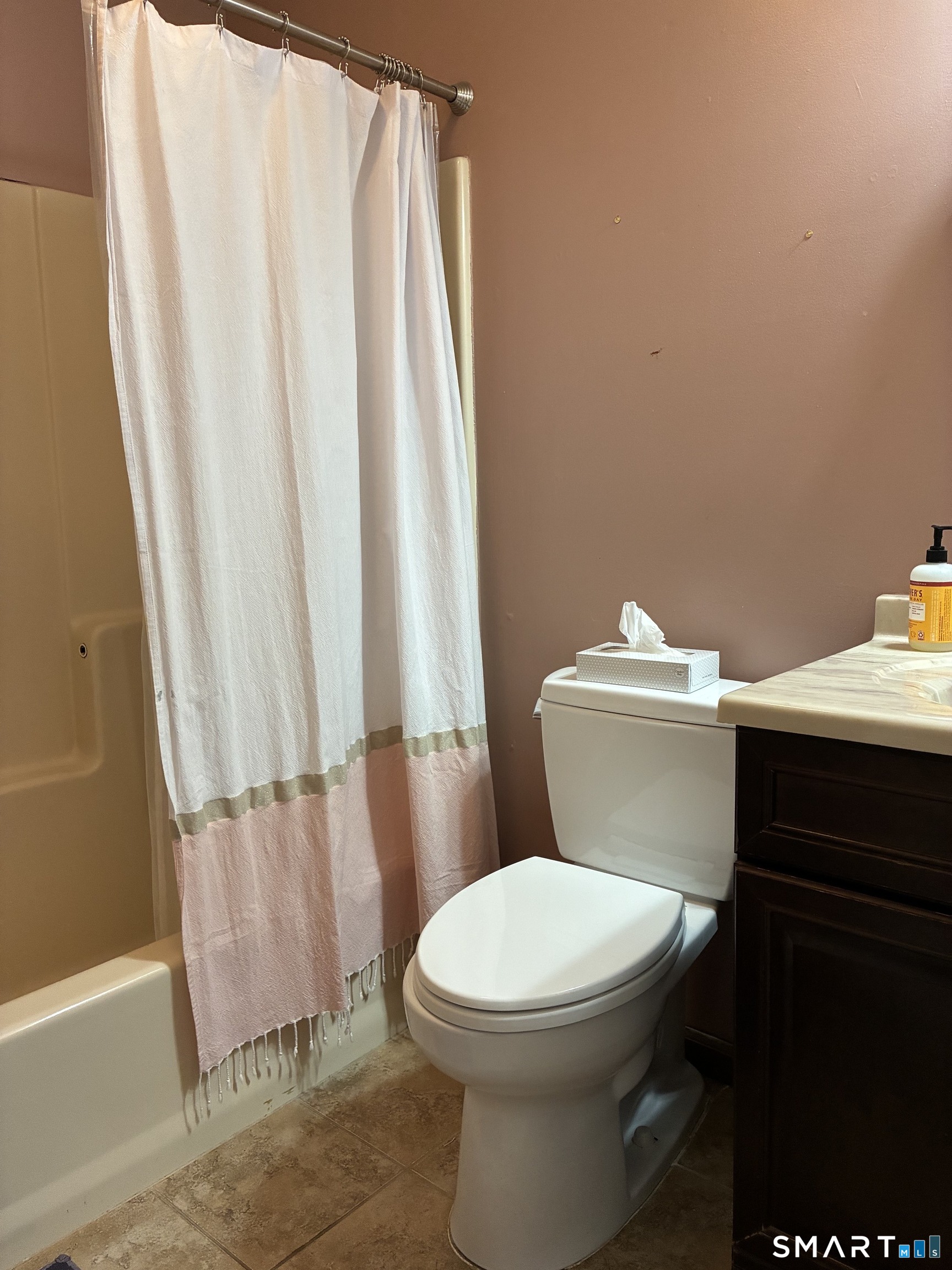 462 Glendale Avenue Bridgeport CT 06606