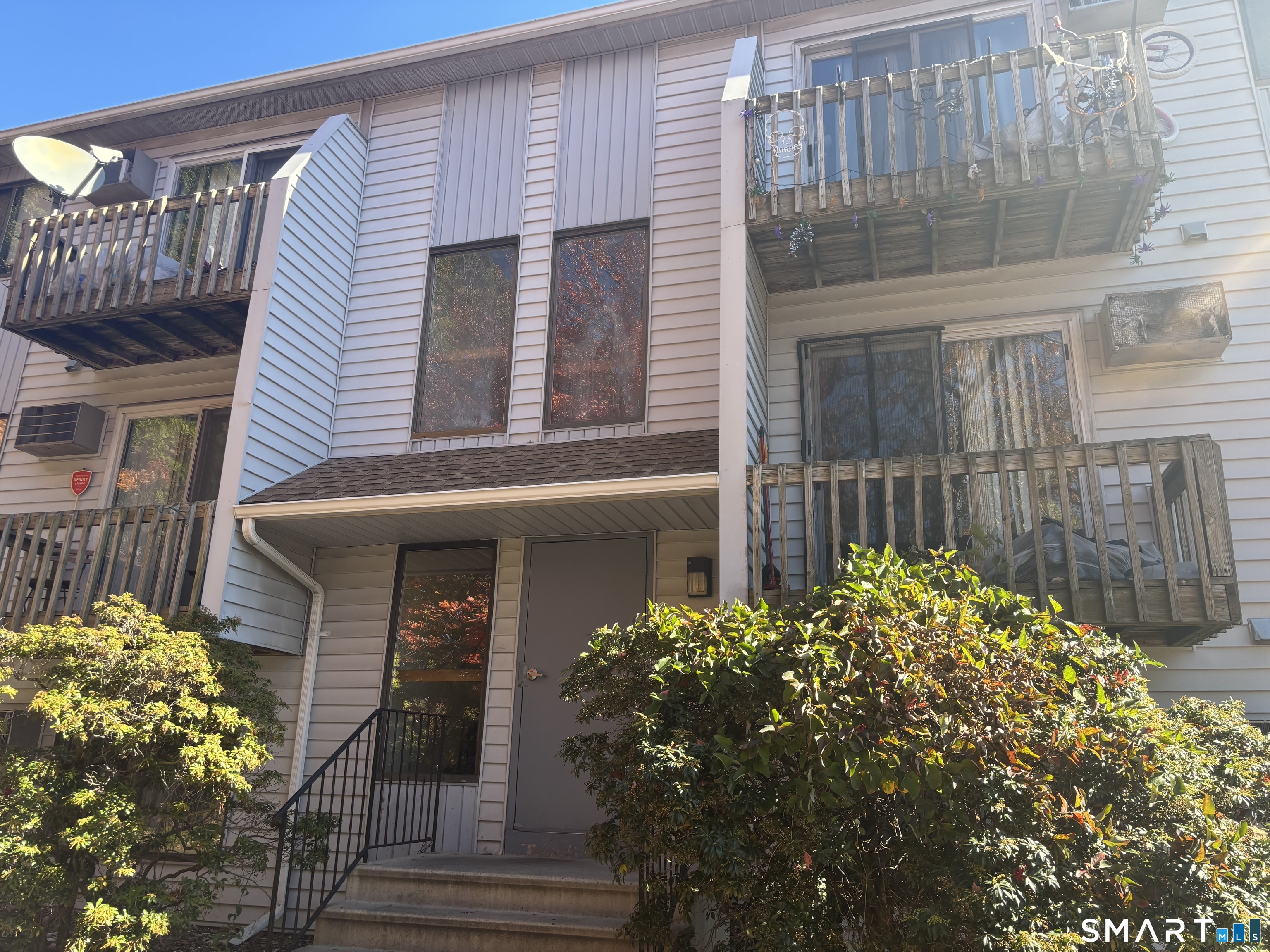 23 Shirley Street Waterbury CT 06708