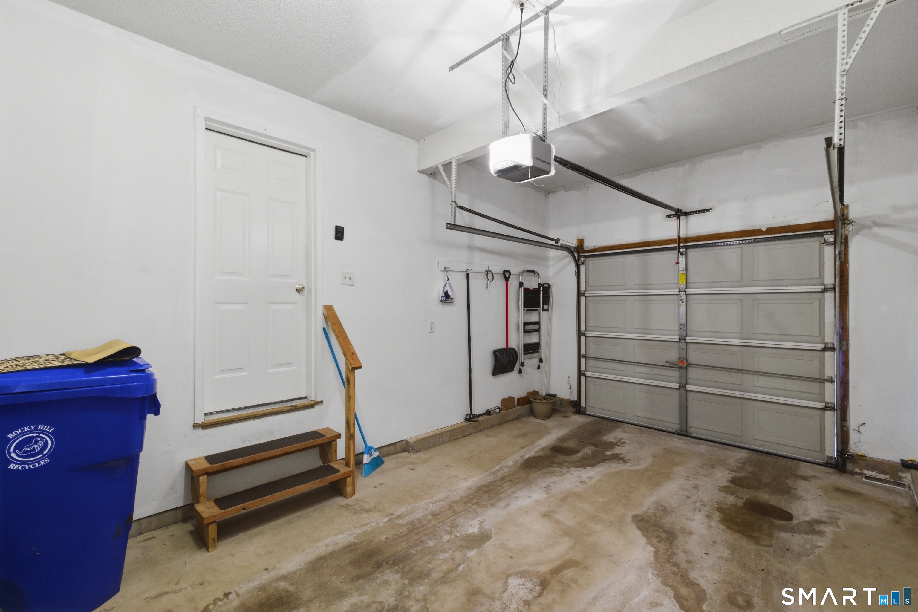 301 Gray Fox Lane Rocky Hill CT 06067