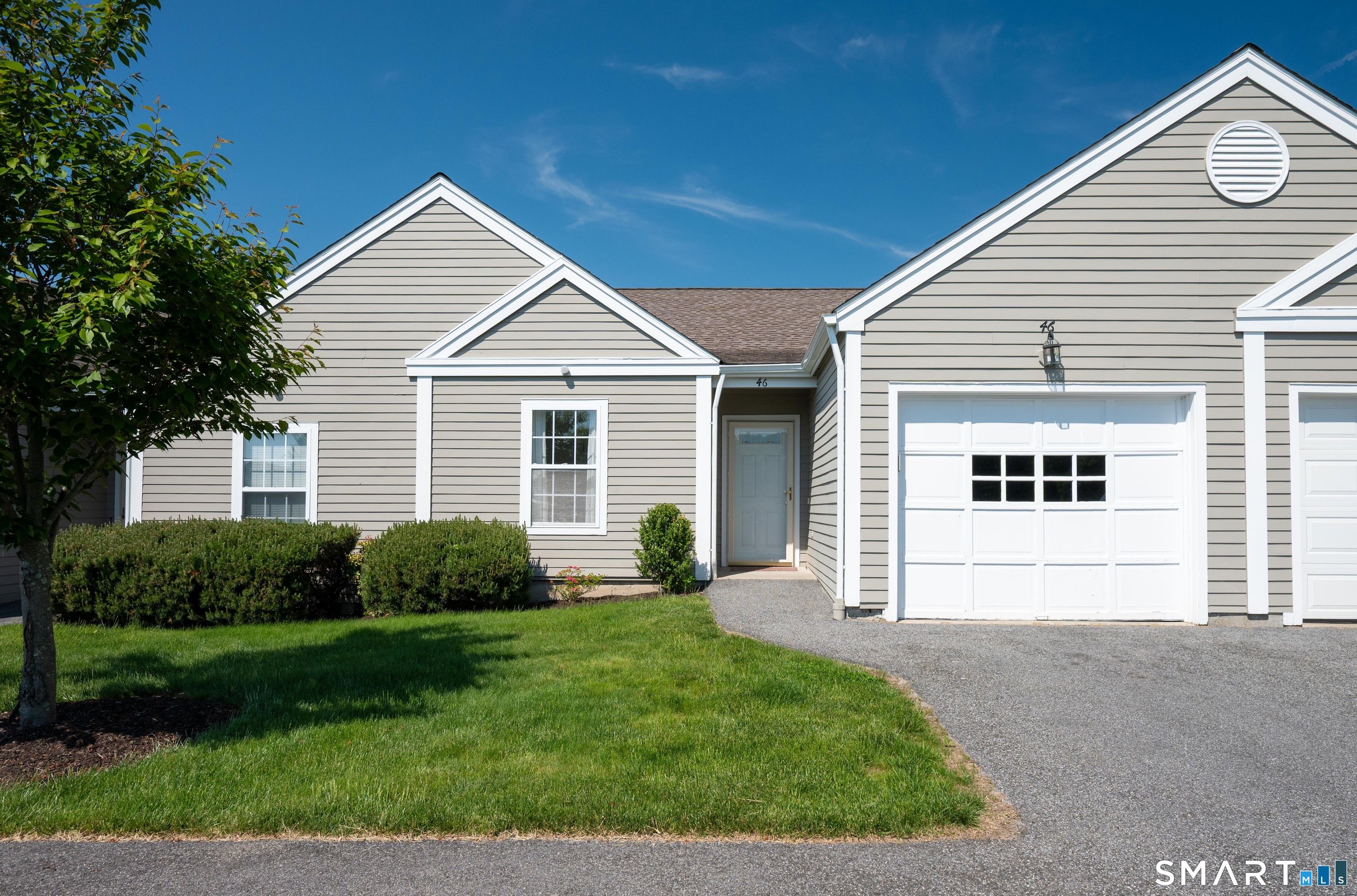 46 Elizabeth Circle Newtown CT 06482