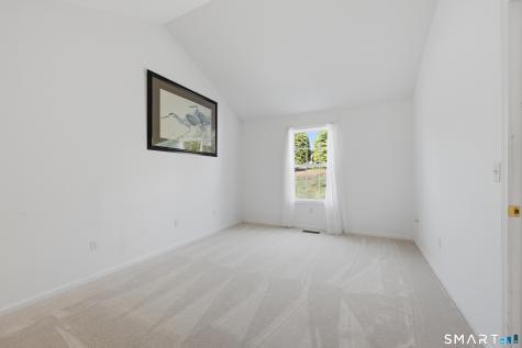 46 Elizabeth Circle Newtown CT 06482