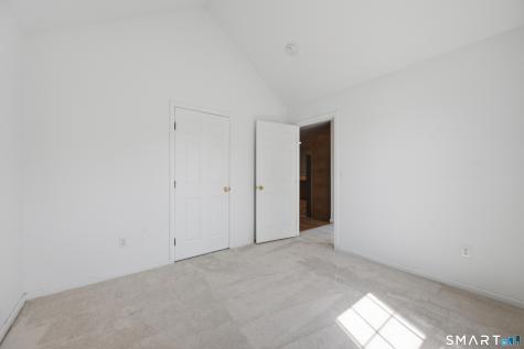 46 Elizabeth Circle Newtown CT 06482