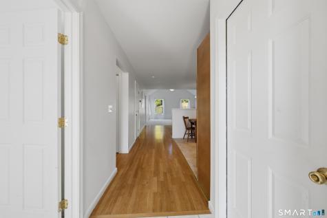 46 Elizabeth Circle Newtown CT 06482