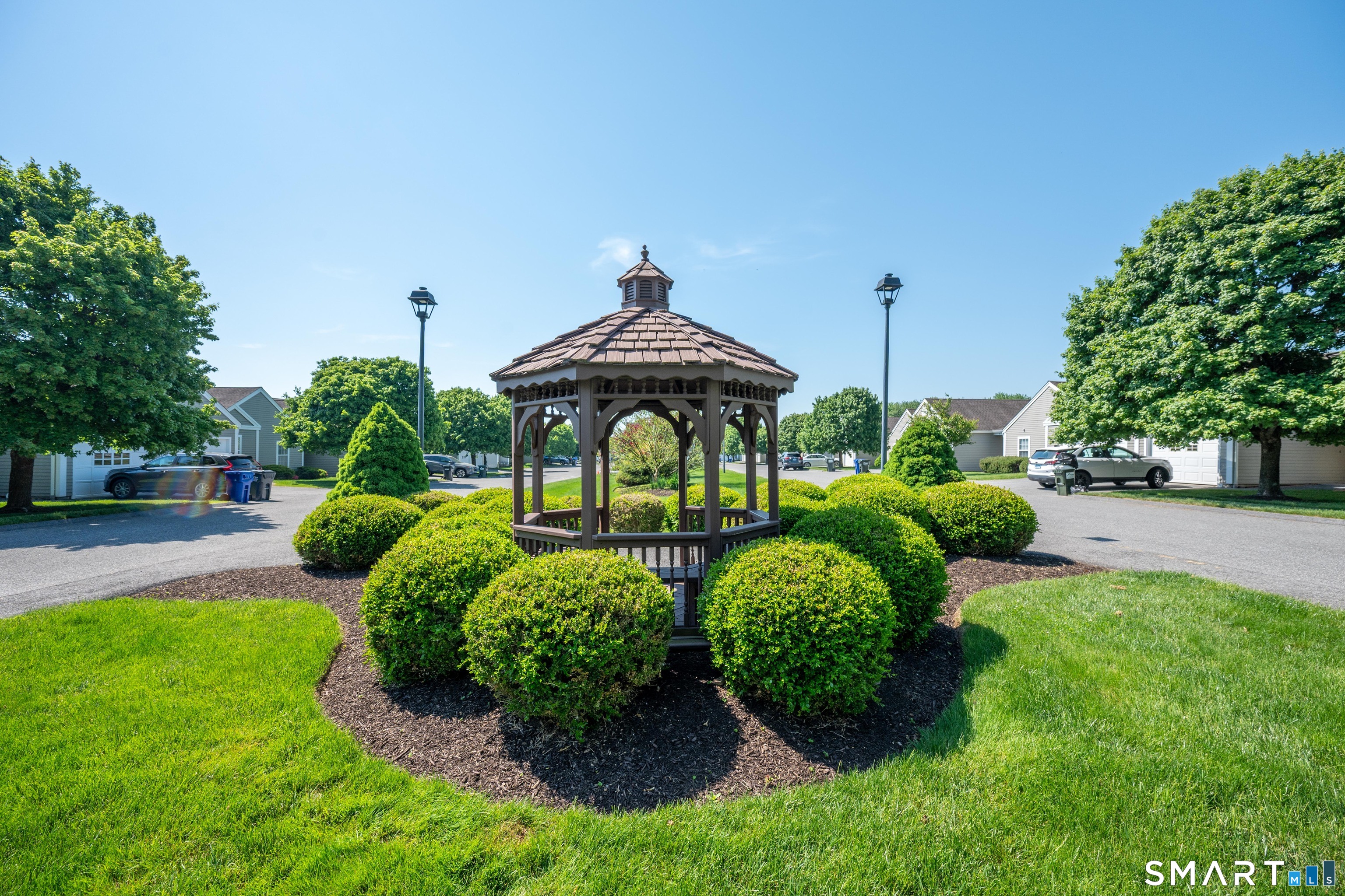 46 Elizabeth Circle Newtown CT 06482