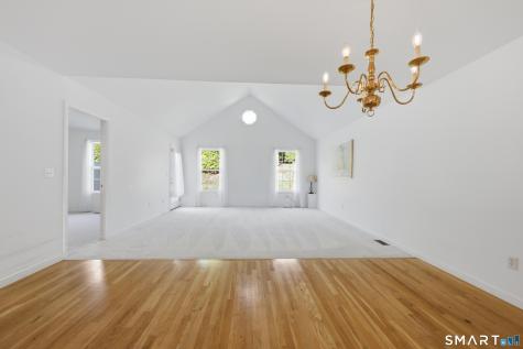 46 Elizabeth Circle Newtown CT 06482
