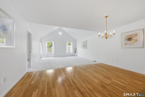 46 Elizabeth Circle Newtown CT 06482