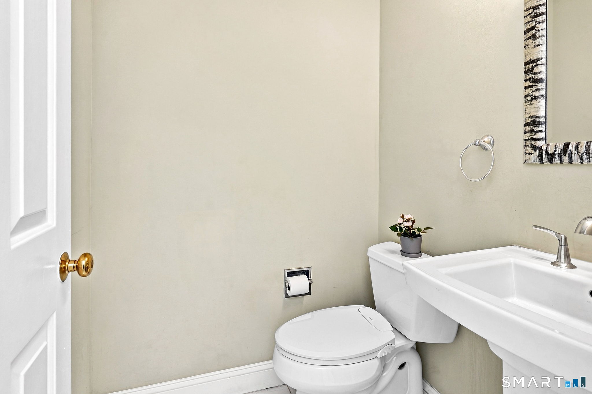 35 Glen Ridge Wilton CT 06897