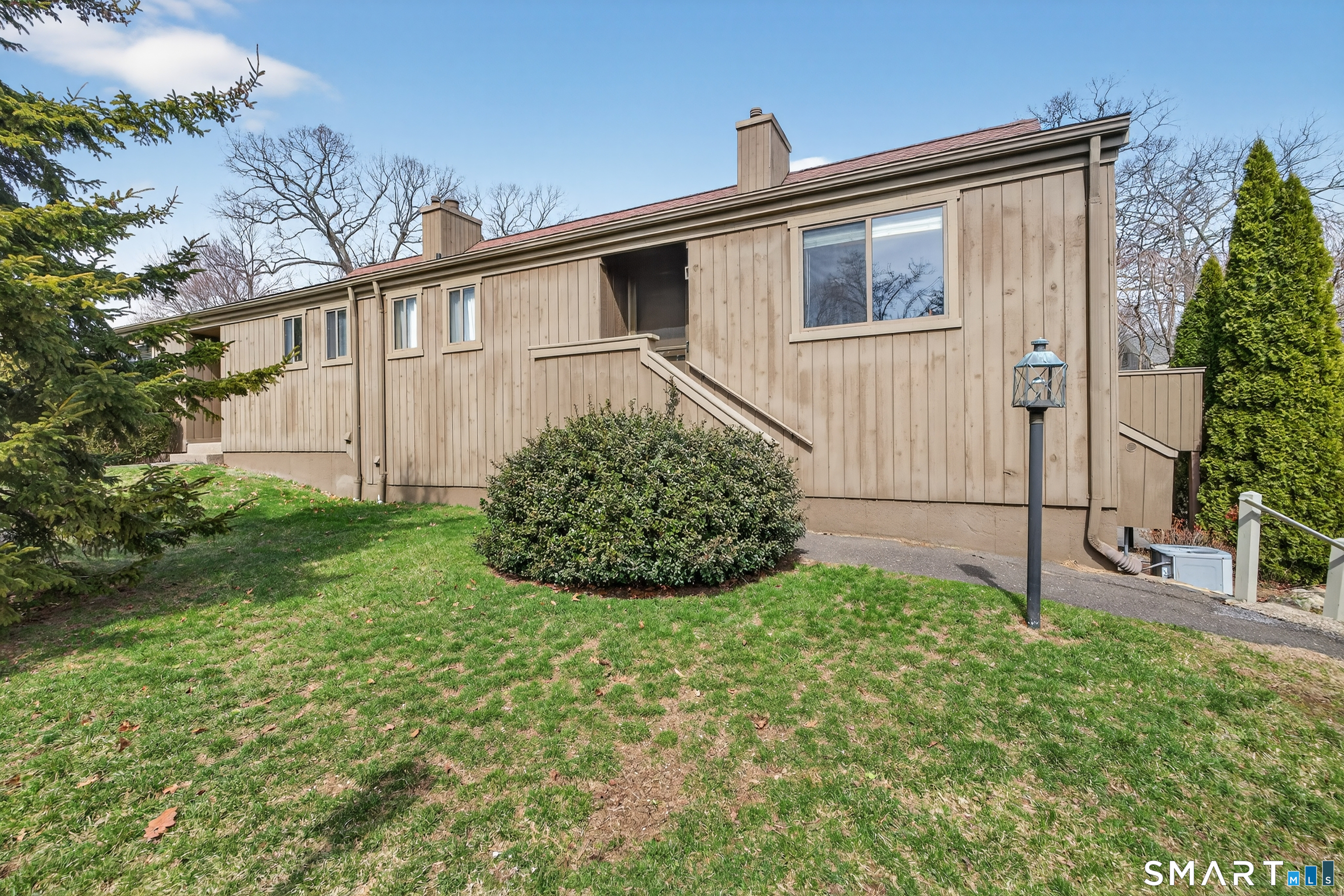 196 Apache Lane Stratford CT 06614