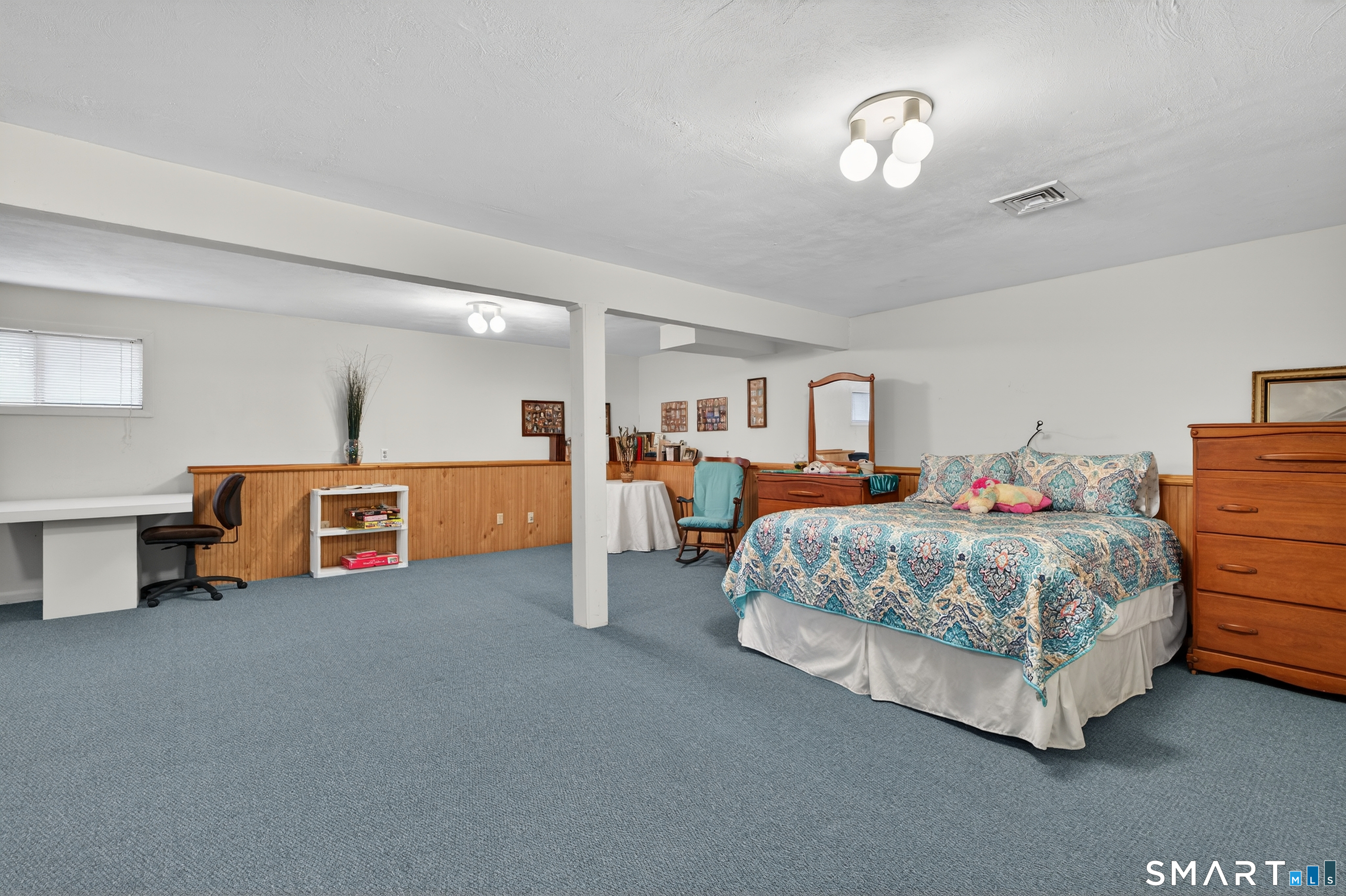 196 Apache Lane Stratford CT 06614