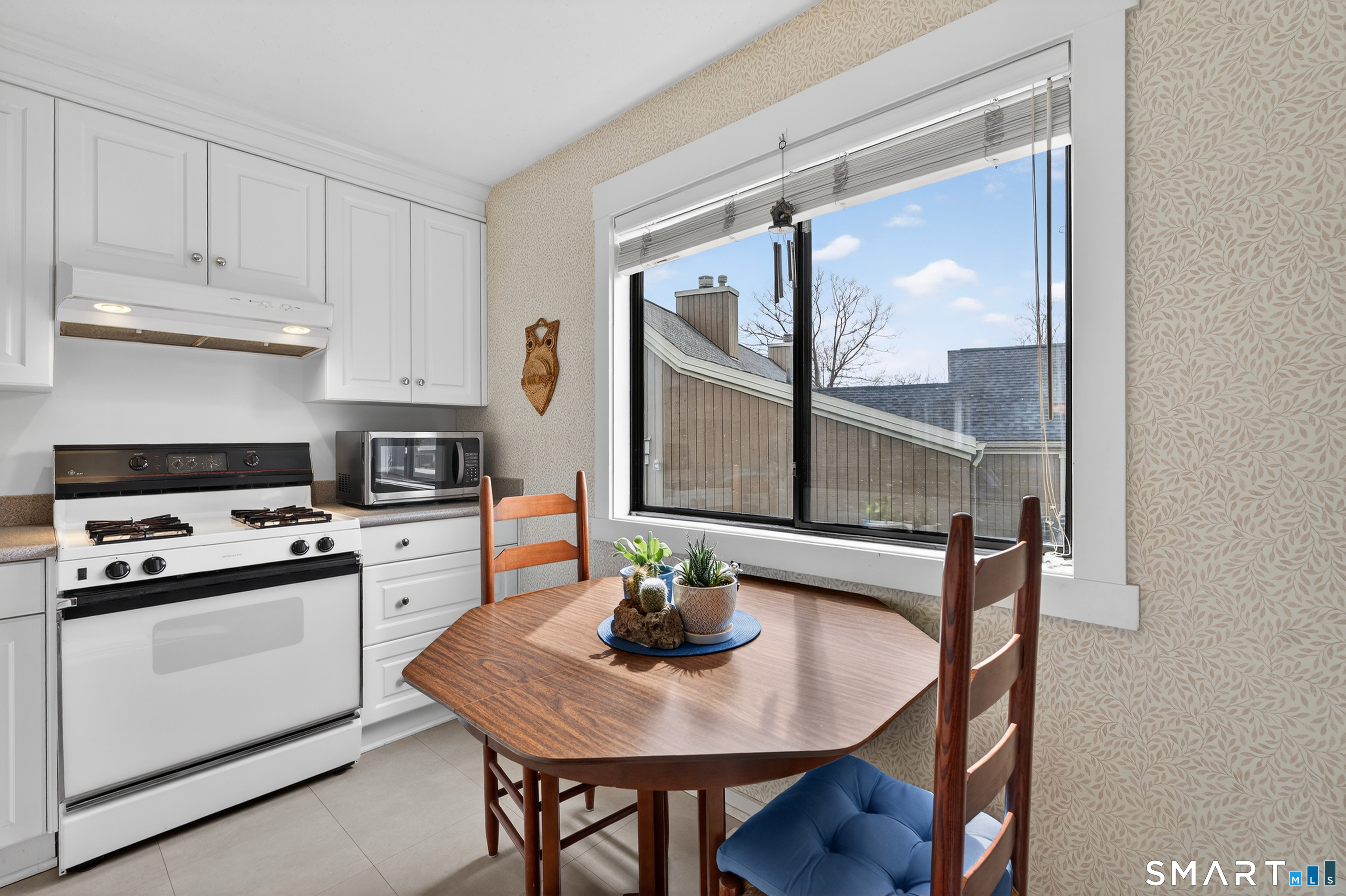 196 Apache Lane Stratford CT 06614