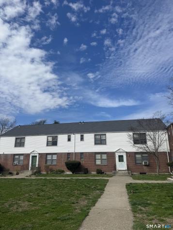 31 Nob Hill Circle Bridgeport CT 06610