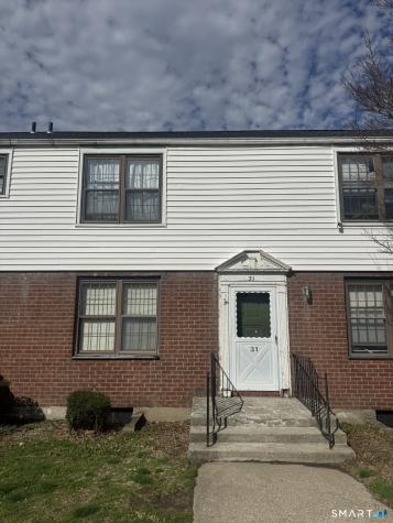 31 Nob Hill Circle Bridgeport CT 06610