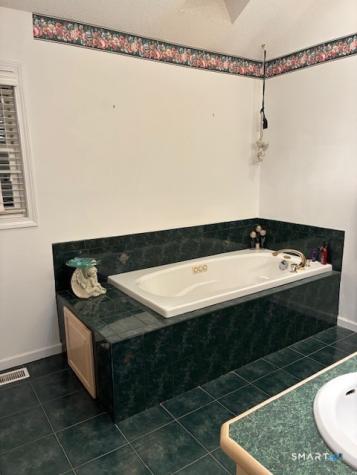 34 Canterbury Road Hamden CT 06514