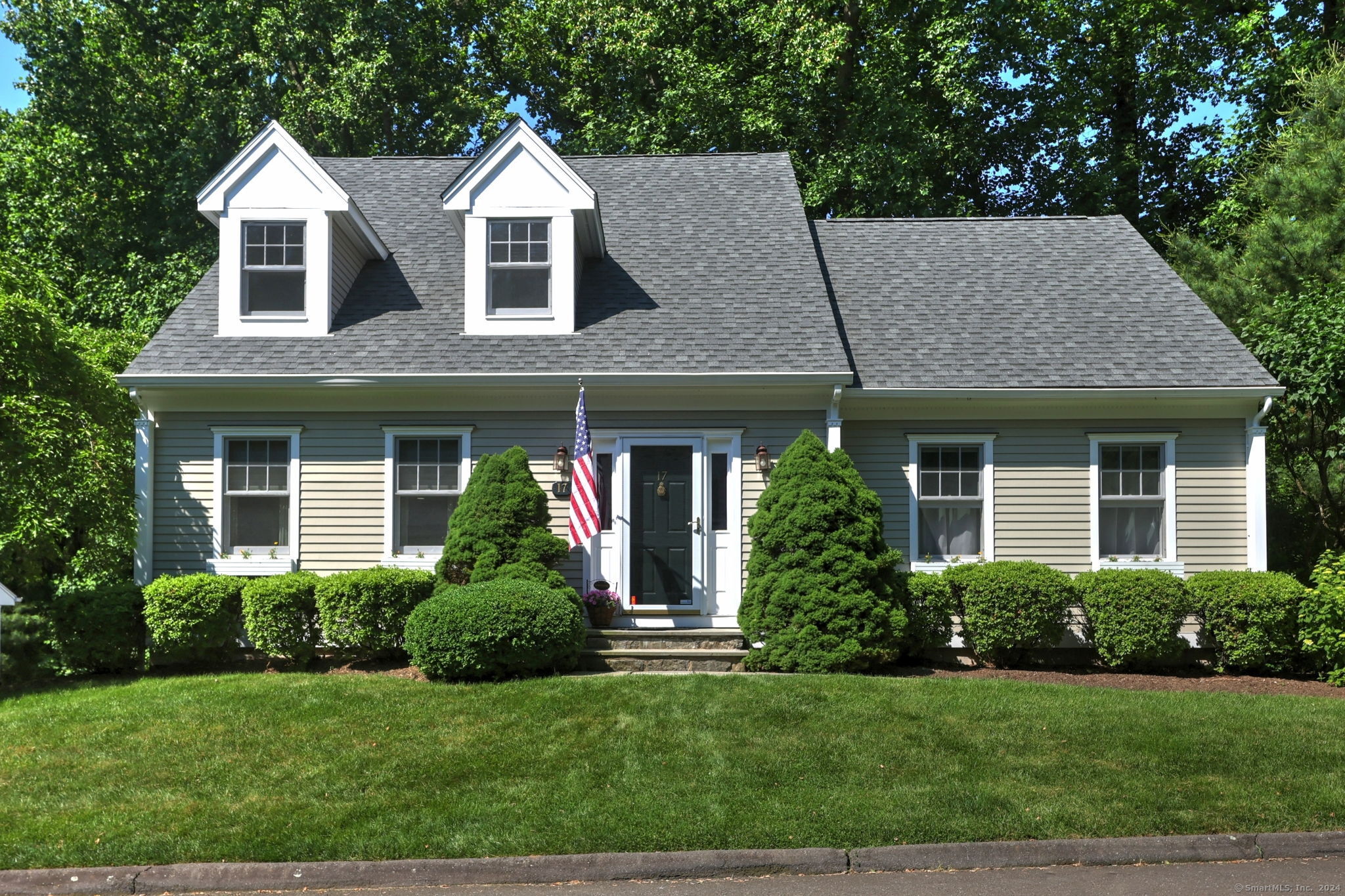 17 Bunker Hill Circle Shelton CT 06484