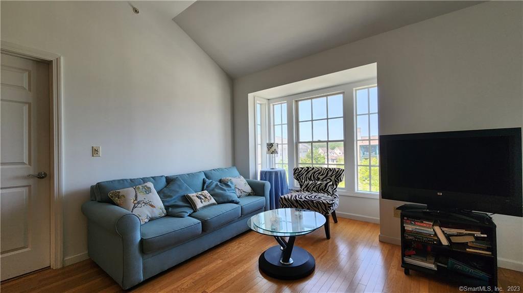 38 Hope Street East Lyme CT 06357