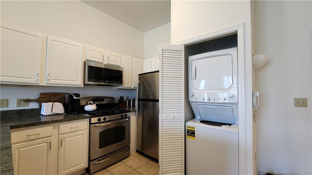 38 Hope Street East Lyme CT 06357