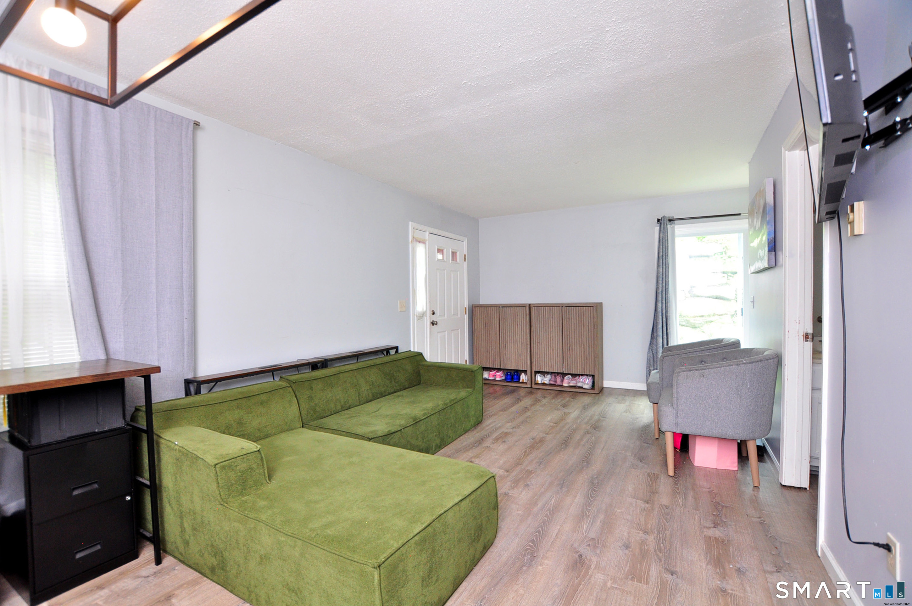 12 Deerwood Lane Waterbury CT 06704