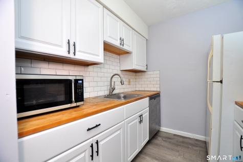 12 Deerwood Lane Waterbury CT 06704
