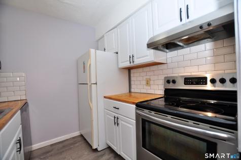 12 Deerwood Lane Waterbury CT 06704