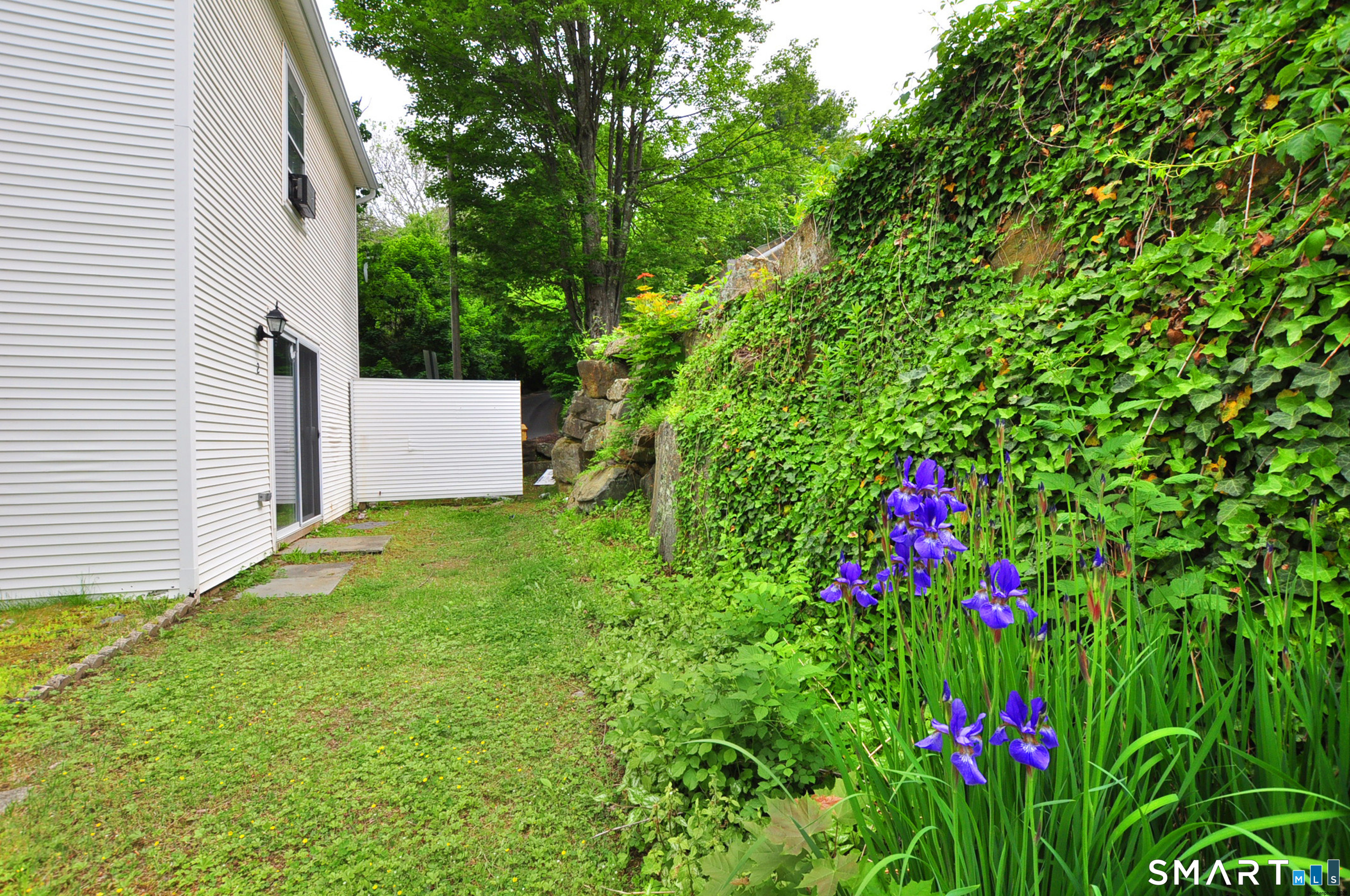 12 Deerwood Lane Waterbury CT 06704