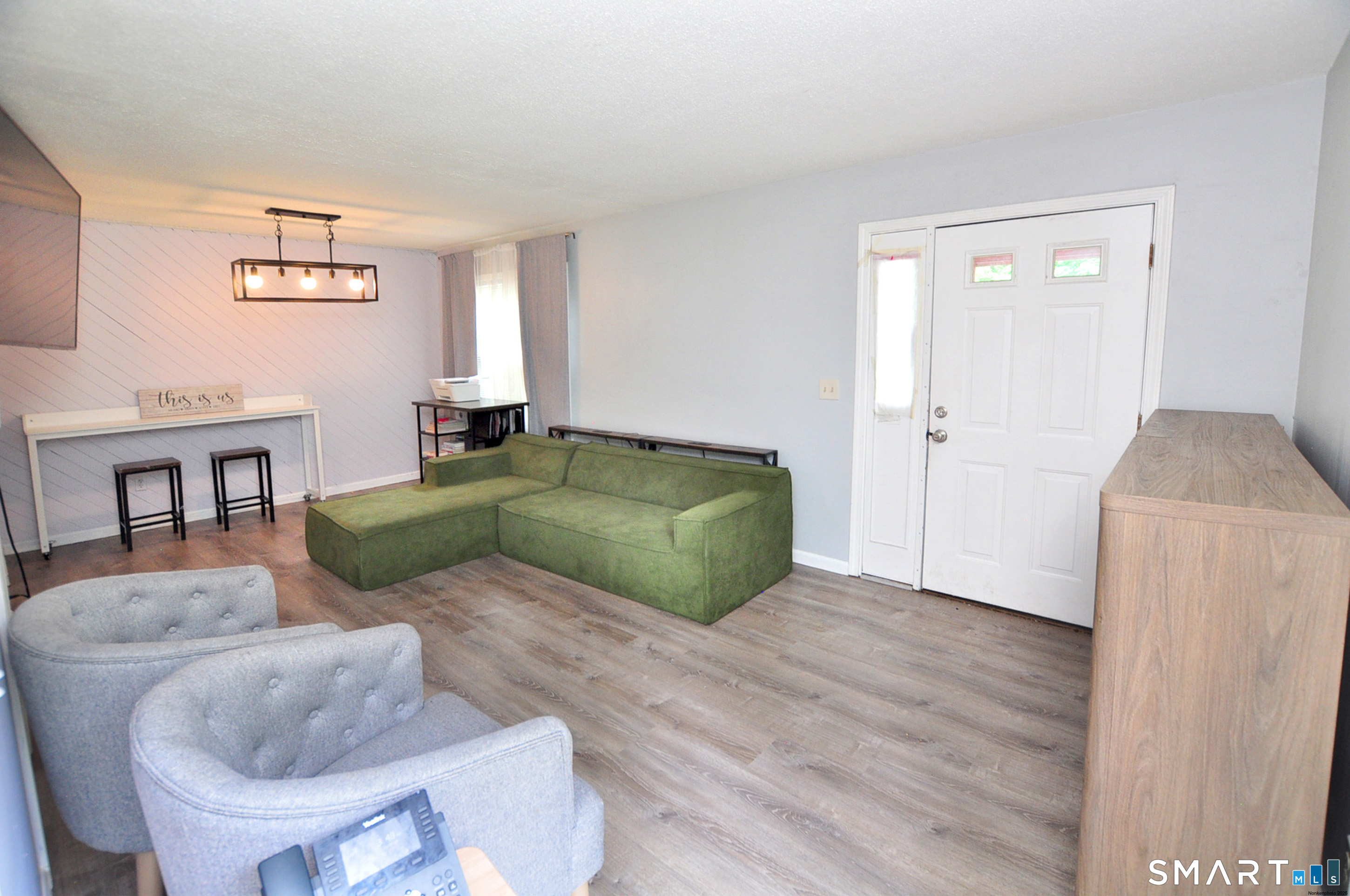 12 Deerwood Lane Waterbury CT 06704