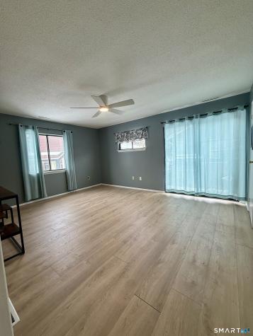 6 Stonegate Circle Branford CT 06405
