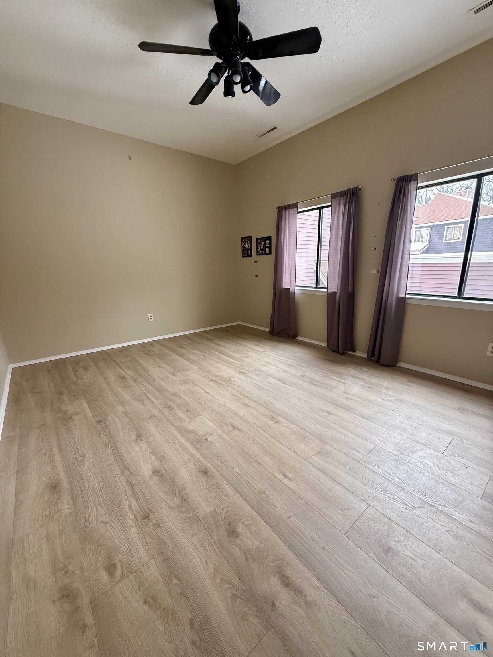 6 Stonegate Circle Branford CT 06405
