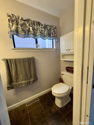 6 Stonegate Circle Branford CT 06405