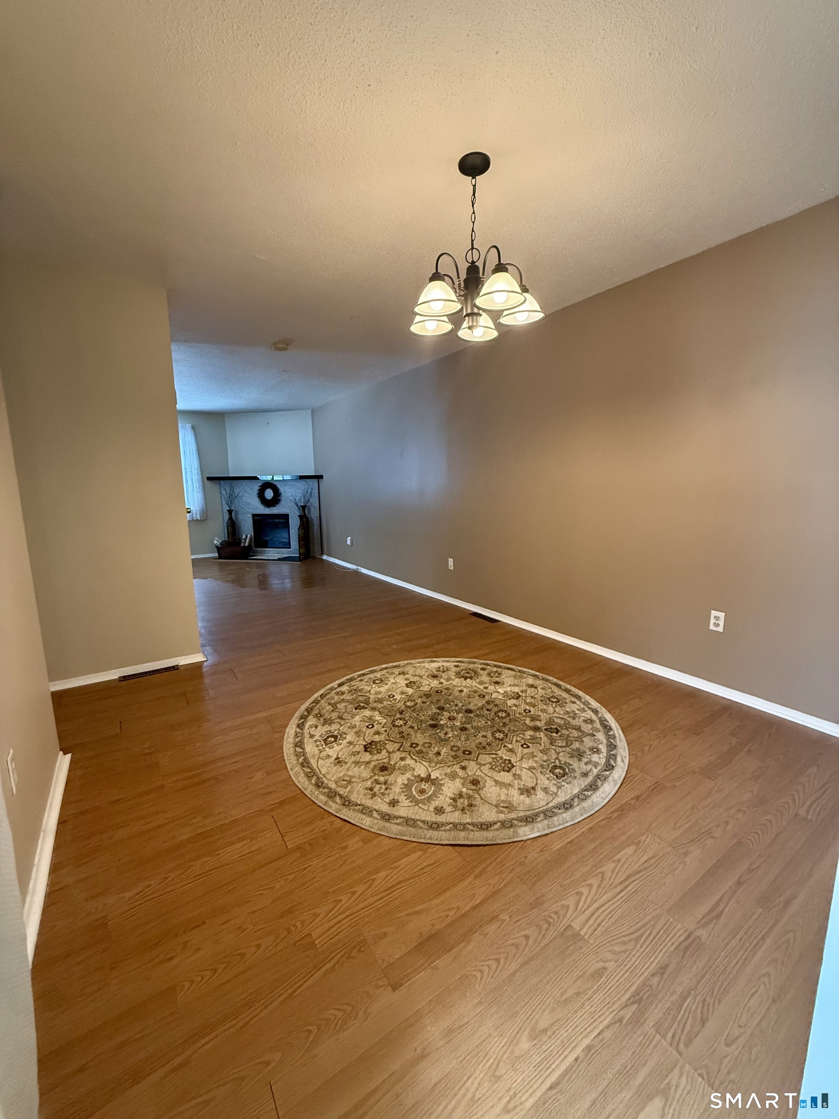 6 Stonegate Circle Branford CT 06405