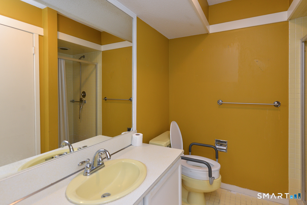 751 Heritage Village Southbury CT 06488