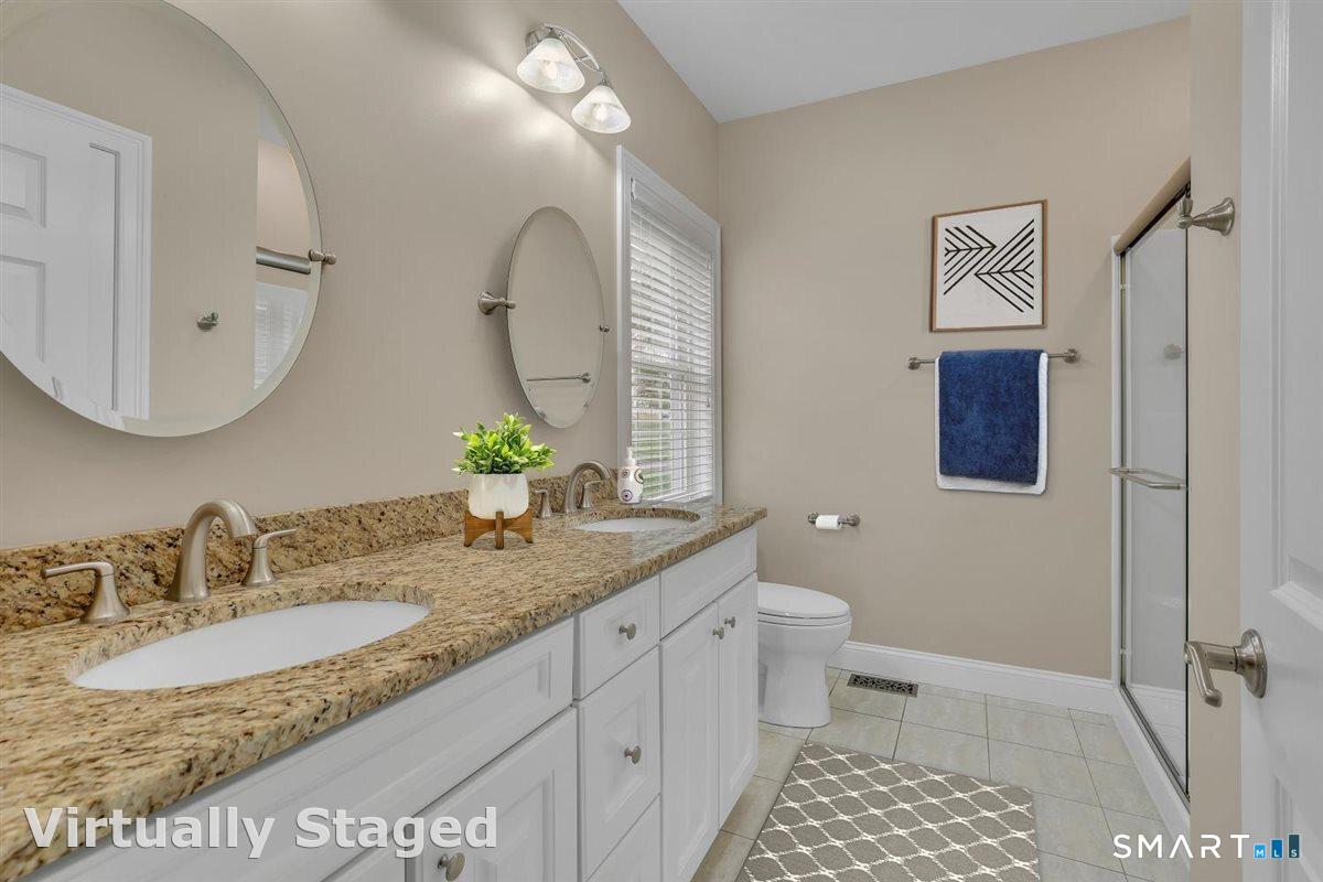 52 Sonoma Lane Middletown CT 06457