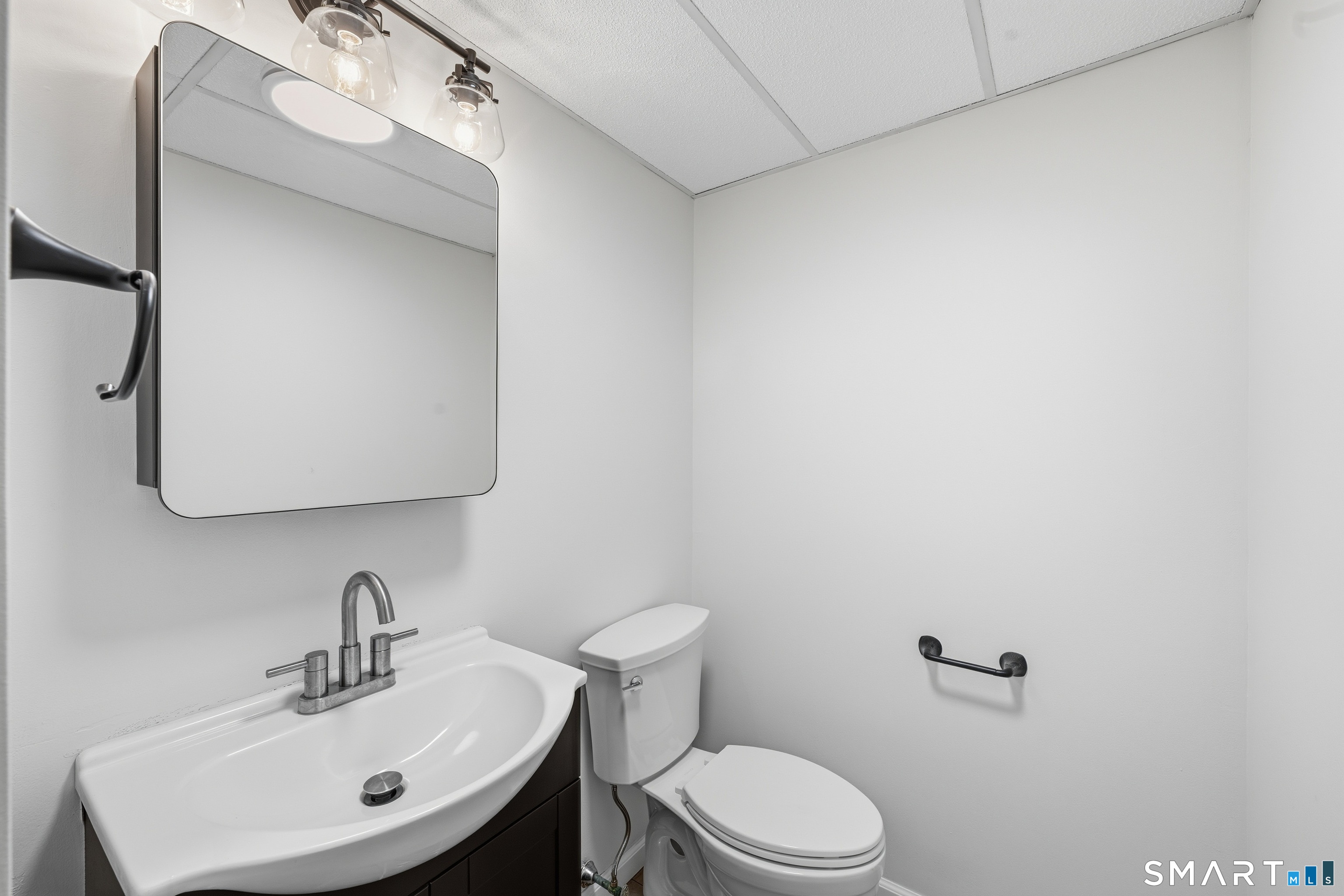 1 Maple Street Ellington CT 06029