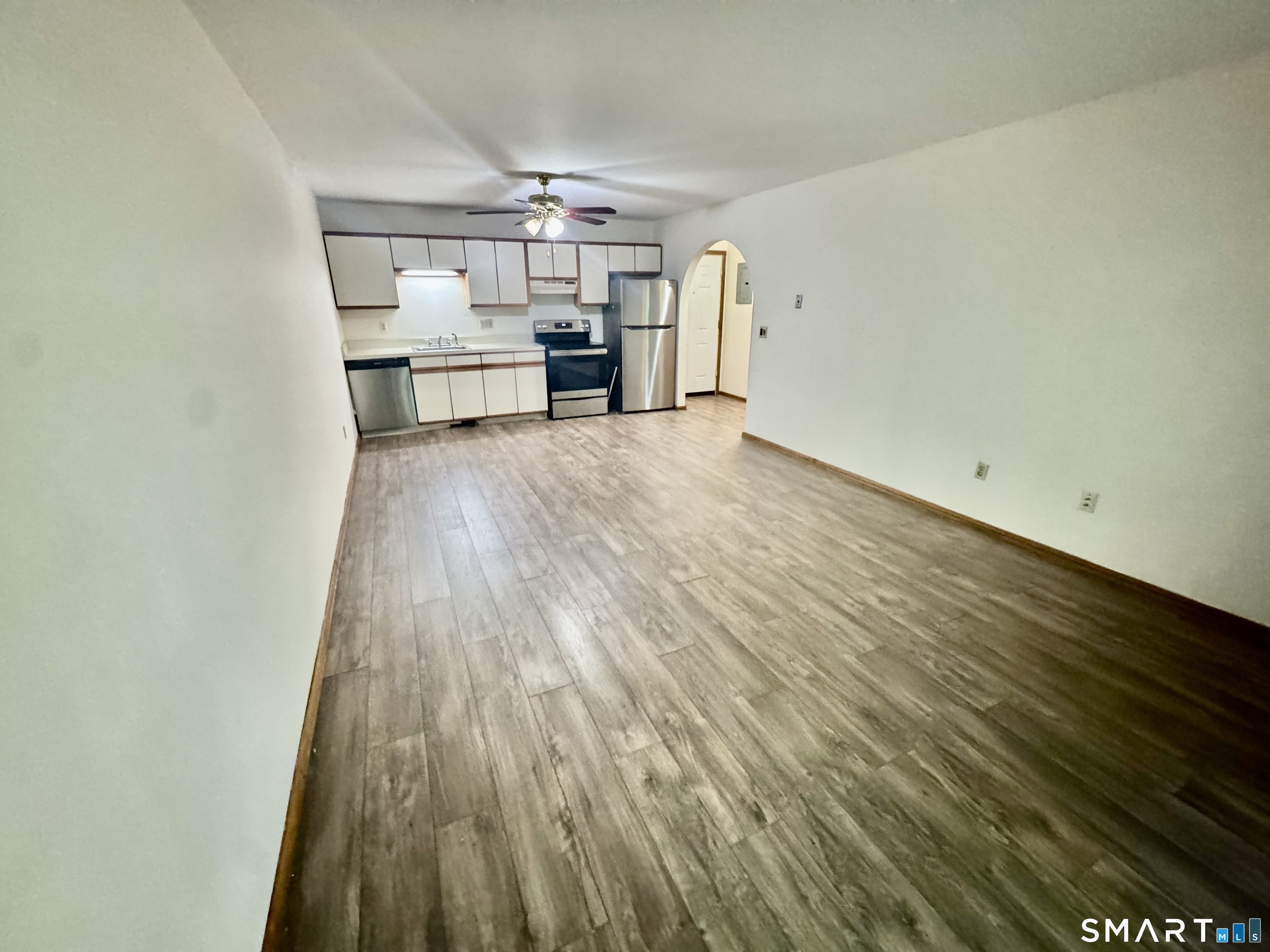 24 West Road Ellington CT 06029