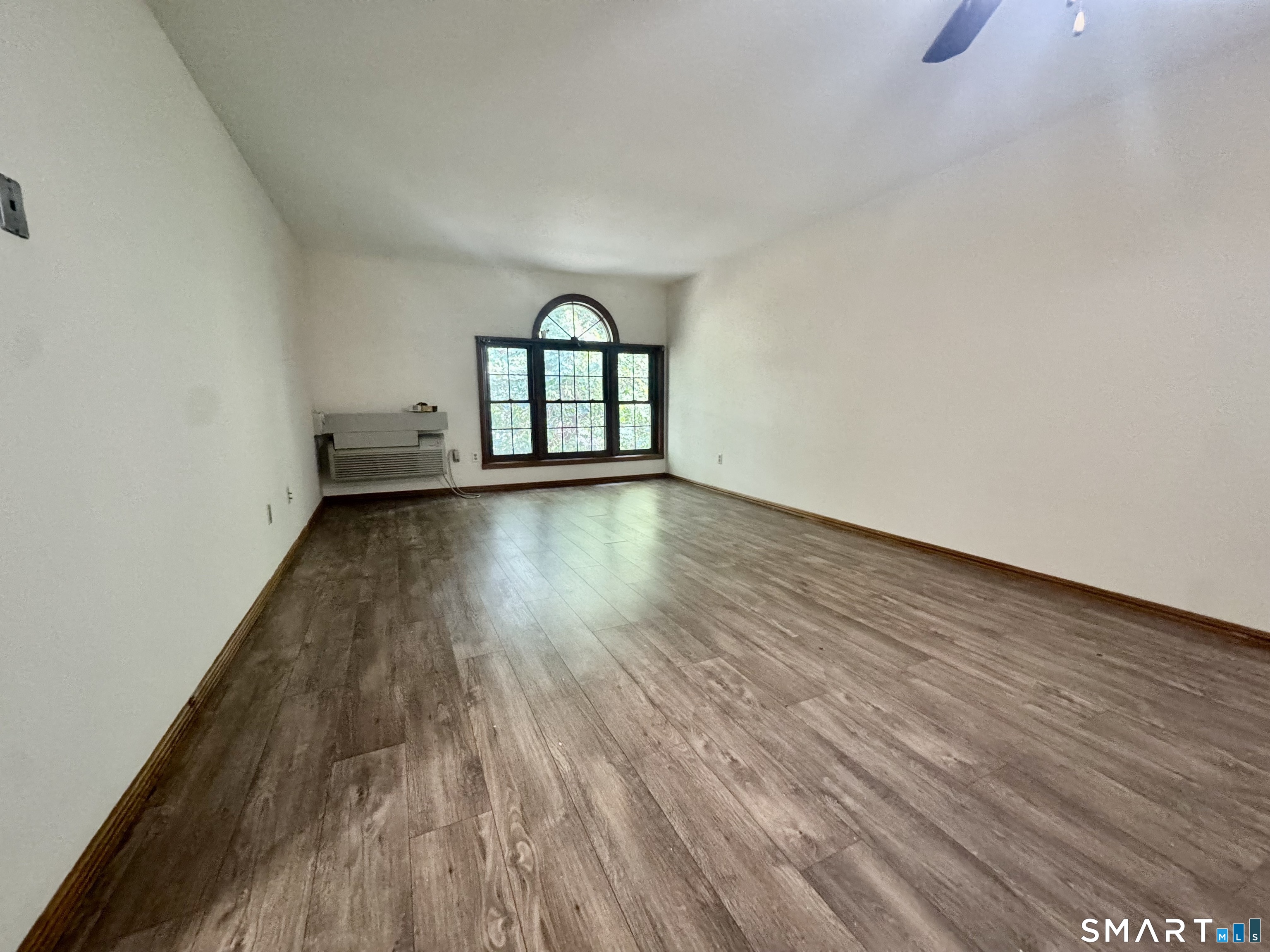 24 West Road Ellington CT 06029