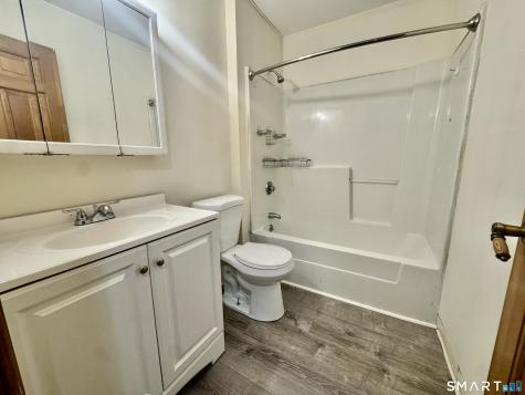 24 West Road Ellington CT 06029