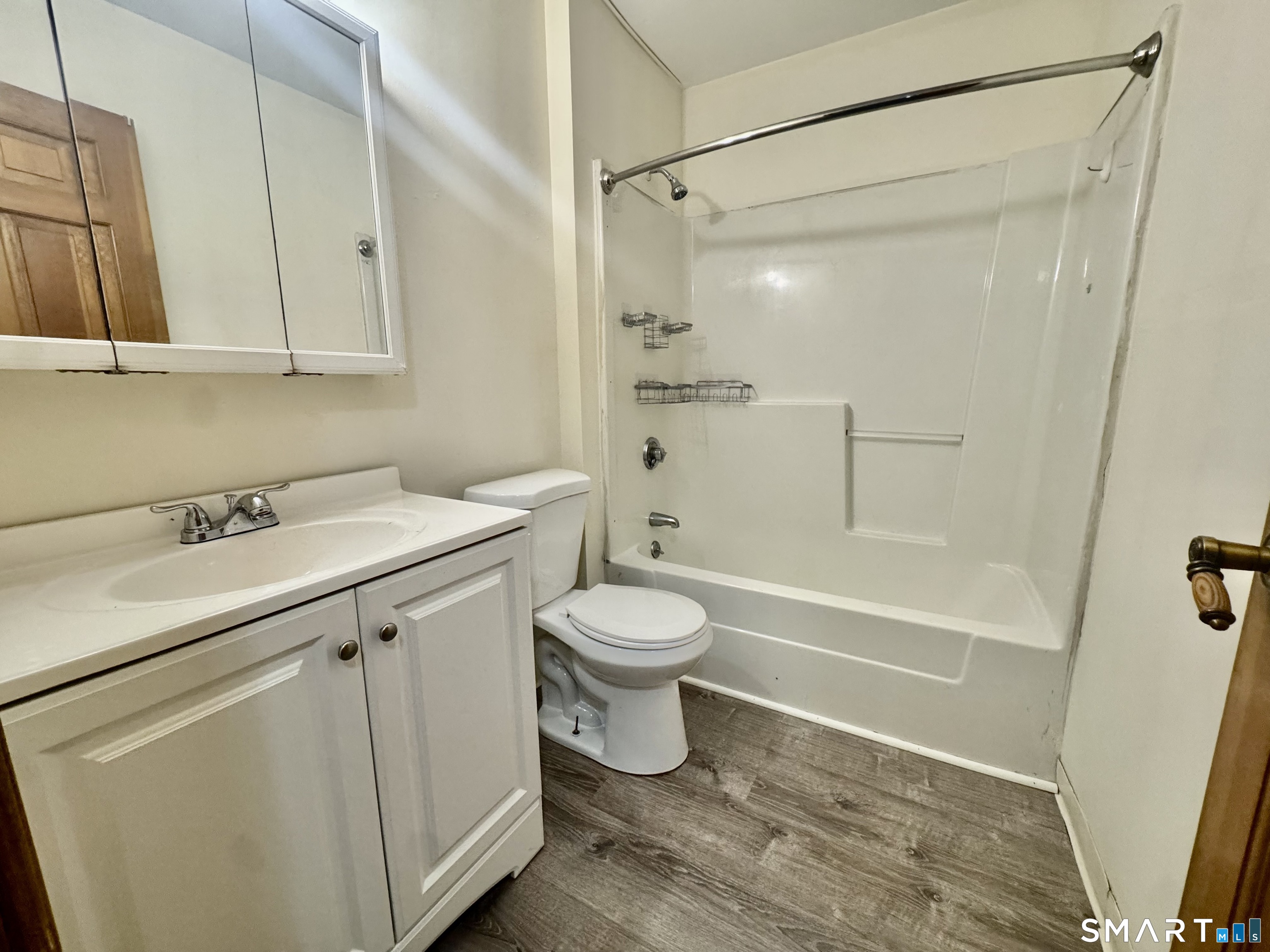 24 West Road Ellington CT 06029