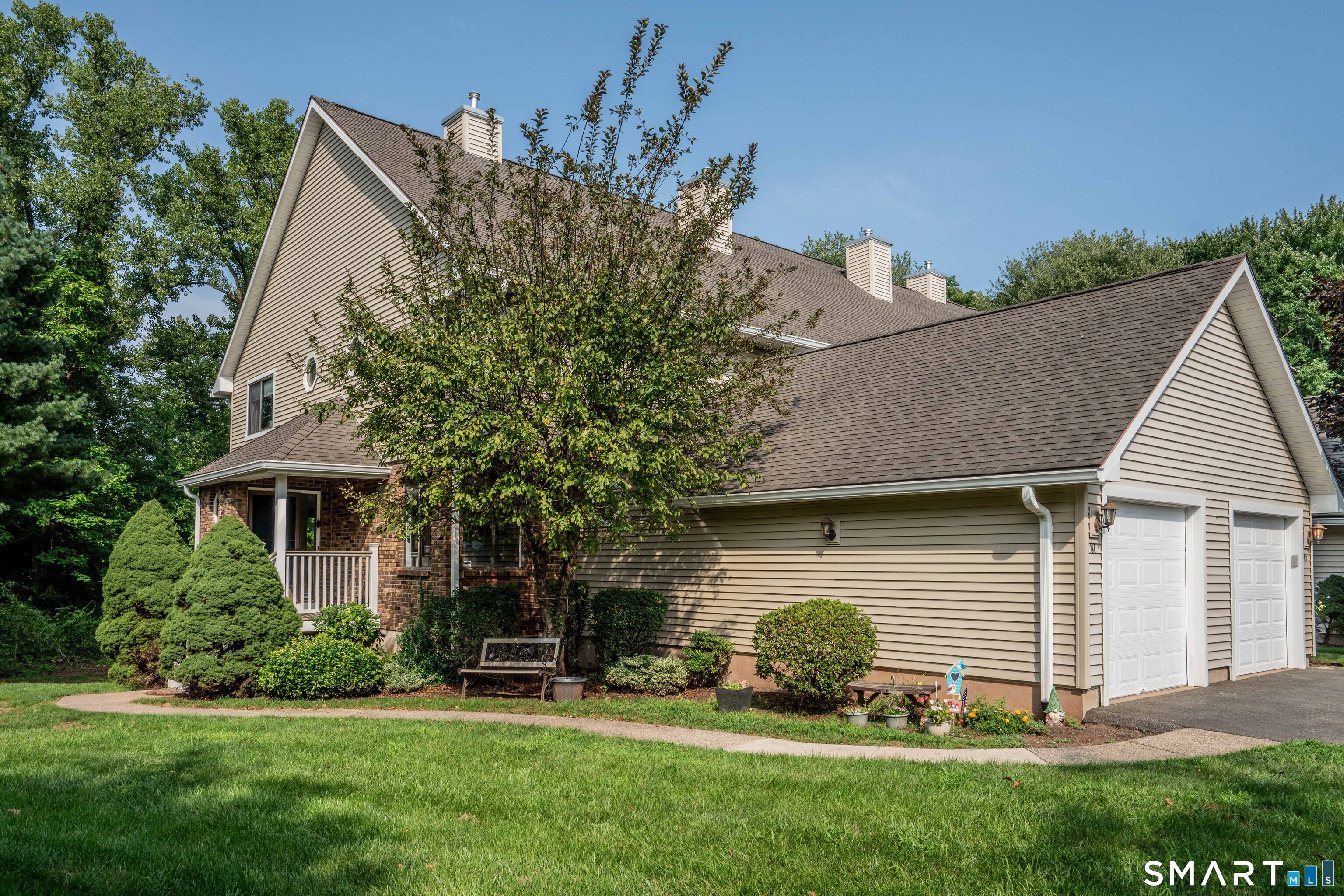 81 Fox Run Court Newington CT 06111